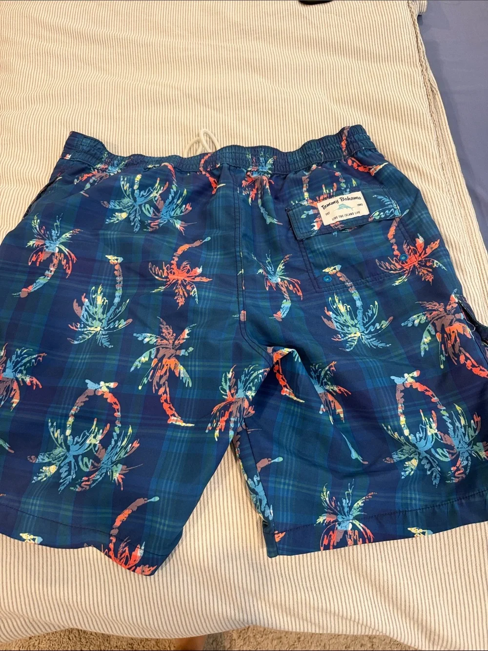 Tommy Bahama Swim Trunks size Large VGC